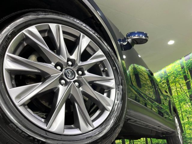 �y����19�C���`�A���~�z�C�[���z�O�ςɃ}�b�`���������A���~�z�C�[���𑕒����Ă���܂��B�e��ЊO�A���~�z�C�[����A�X�^�b�h���X�^�C�����戵�����Ă���܂��B���񂲑��k����������