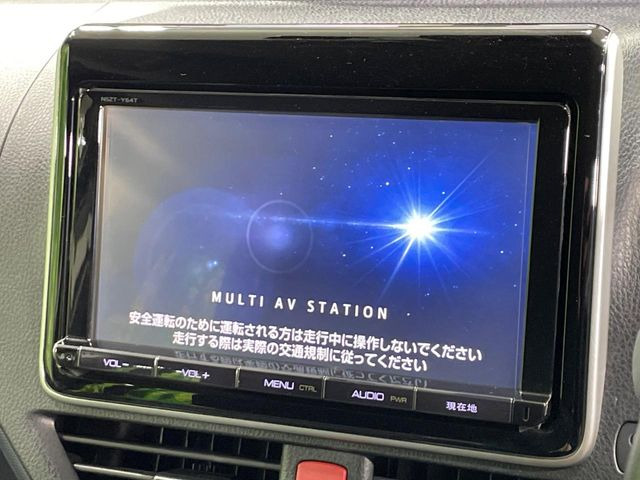 �y���ʃi�r�z�l�C�̑�^9�C���`�i�r�𑕔��B���݊��̂�����ʂ̓C���p�N�g��!�i�r���p���̃}�b�v�\���͌��₷���A�e���r��DVD�͗Տꊴ���A�b�v!�����̃h���C�u���O�b�Ɗy�����Ȃ�܂���