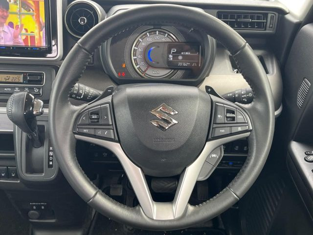 �y�����v�����X�e�A�����O�z�㎿�Ȋv���g�p���邱�ƂŁA��ɂ����������݂ƂĂ��^�]���₷���n���h���ł���