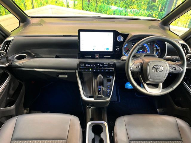 ノア1.8 ハイブリッド S-Z