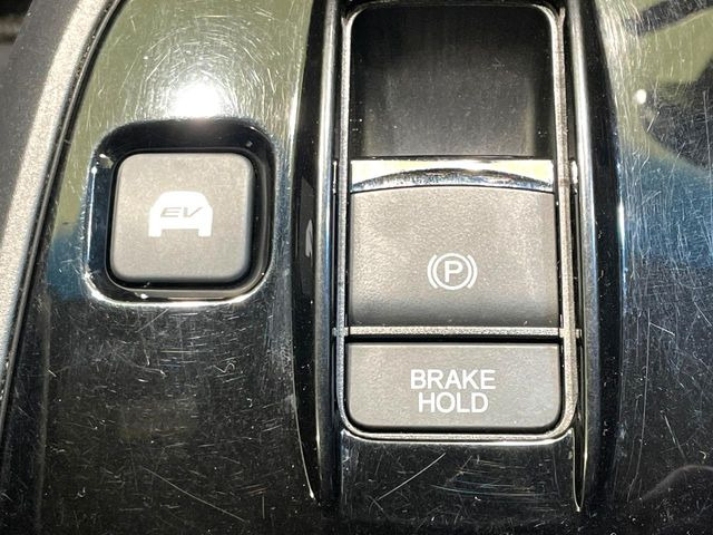 �y�d���p�[�L���O�u���[�L�z�p�[�L���O�u���[�L�͕֗��ȓd����!�{�^����ő���ł��A�A�N�Z���𓥂߂Ύ����ŉ�������܂��􃌃o�[��y�_���������̂ŉ^�]�ȉ����������肵�܂��ˁ�