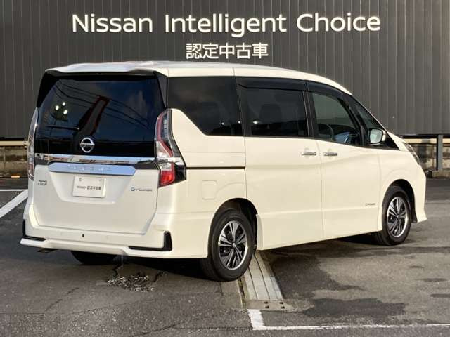 セレナ1.2 e-POWER ハイウェイスターV