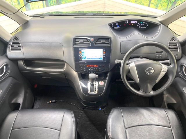 セレナ2.0 ハイウェイスター S-HYBRID