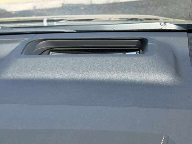 �y�I�v�V�����z�J���[�w�b�h�A�b�v�f�B�X�v���C(�t�����g�E�B���h�ɉ^�]�ɕK�v�ȏ�񂪉f���o����܂�)