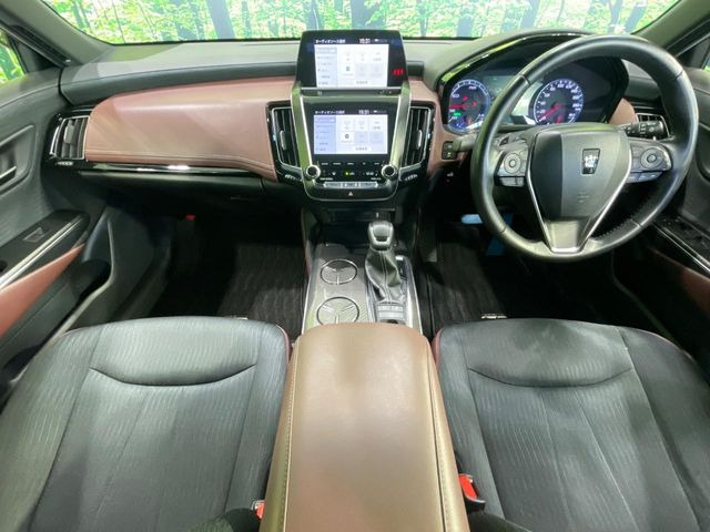 クラウンハイブリッド 2.5 RS