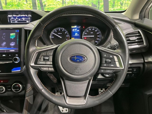 �y�����v�����X�e�A�����O�z�㎿�Ȋv���g�p���邱�ƂŁA��ɂ����������݂ƂĂ��^�]���₷���n���h���ł���