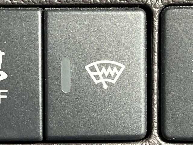 フリードハイブリッド