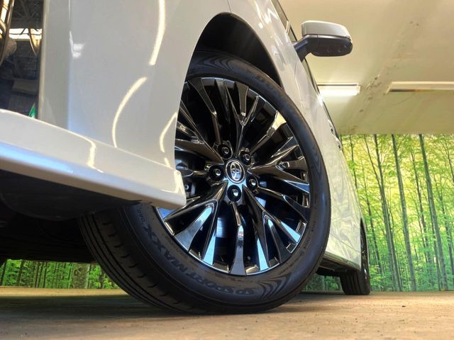 �y�����A���~�z�C�[���z�O�ςɃ}�b�`���������A���~�z�C�[���𑕒����Ă���܂��B�e��ЊO�A���~�z�C�[����A�X�^�b�h���X�^�C�����戵�����Ă���܂��B���񂲑��k����������