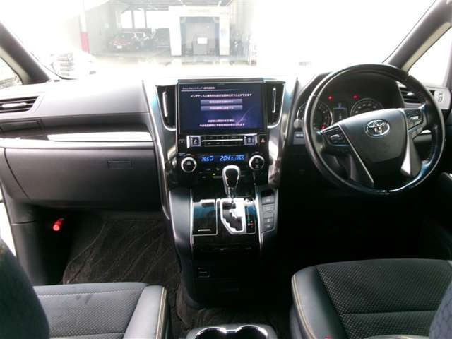 ヴェルファイア2.5 Z Aエディション ゴールデンアイズ