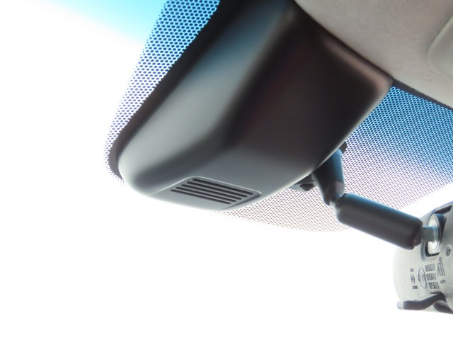 フリード1.5 ハイブリッド クロスター 4WD