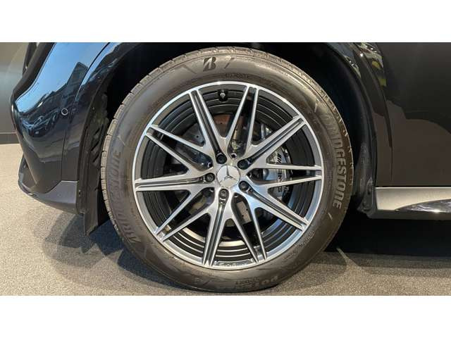 GLCクーペAMG GLC43 4マチック (BSG搭載モデル) 4WD