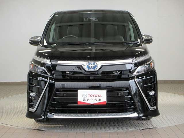 ヴォクシー1.8 ハイブリッド ZS 煌III