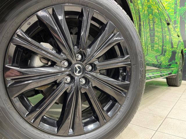 �y����19�C���`�A���~�z�C�[���z�O�ςɃ}�b�`���������A���~�z�C�[���𑕒����Ă���܂��B�e��ЊO�A���~�z�C�[����A�X�^�b�h���X�^�C�����戵�����Ă���܂��B���񂲑��k����������