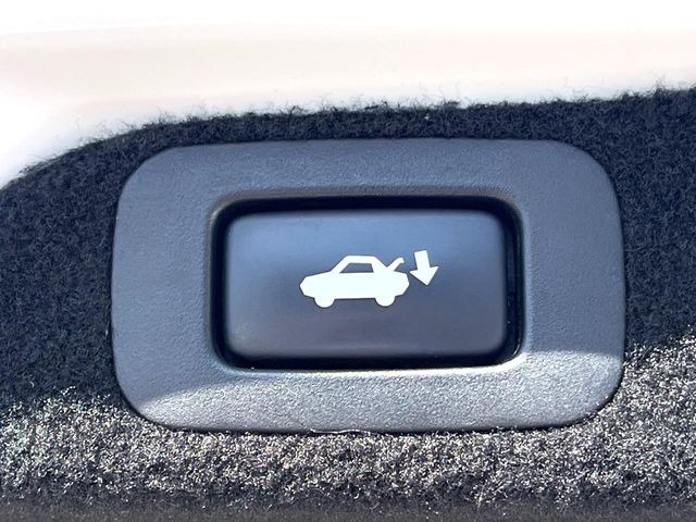 �y�p���[�o�b�N�h�A�z�X�}�[�g�L�[��^�]�Ȃ̃{�^�������������Ń��A�Q�[�g�������ŊJ���܂�!�ו��������Ă��鎞��A�����ʒu�ɂ���o�b�N�h�A��߂�ۂɕ֗��ȋ@�\�ł���