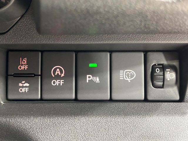 �y�X�Y�L �Z�[�t�e�B�T�|�[�g�z���s���ɑO���̎ԗ�����F�����A�Փ˂������Ȏ��͌x��ƃu���[�L�ŏՓˉ���Ɣ�Q�y�����A�V�X�g�B�����S�Ƀh���C�u�����y���݂��������܂��B