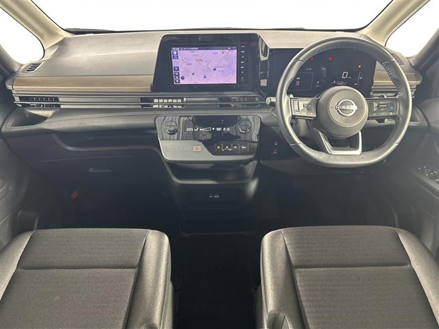 セレナ2.0 ハイウェイスターV Vセレクション