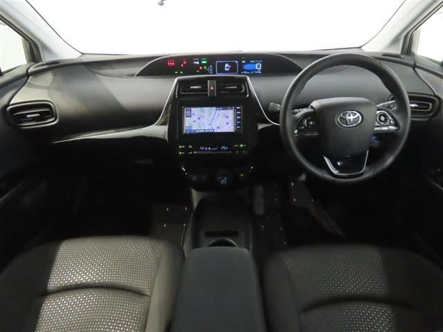 プリウス1.8 S セーフティ プラスII