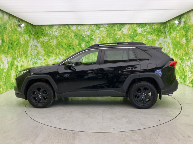 RAV42.0 アドベンチャー オフロードパッケージ 4WD