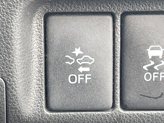 �y�X�}�[�g�A�V�X�g�z���s���ɑO���̎ԗ�����F�����A�Փ˂������Ȏ��͌x��ƃu���[�L�ŏՓˉ���Ɣ�Q�y�����A�V�X�g�B�����S�Ƀh���C�u�����y���݂��������܂��B