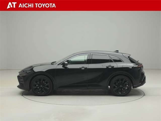 クラウンスポーツ2.5 Z E-Four 4WD