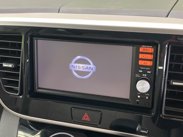 �y�����i�r�z�l�C�̏����i�r�𑕔����Ă���܂��B�i�r�̎g���₷���͂������A�I�[�f�B�I�@�\���[��!�L�����v�◷�s�͂������A�ʋ΂┃�����ȂǕ��i�̃h���C�u���y�����Ȃ�͂���