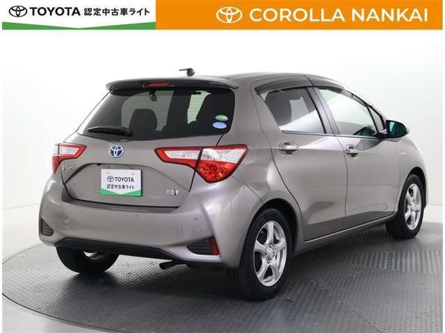 ヴィッツ1.5 ハイブリッド U