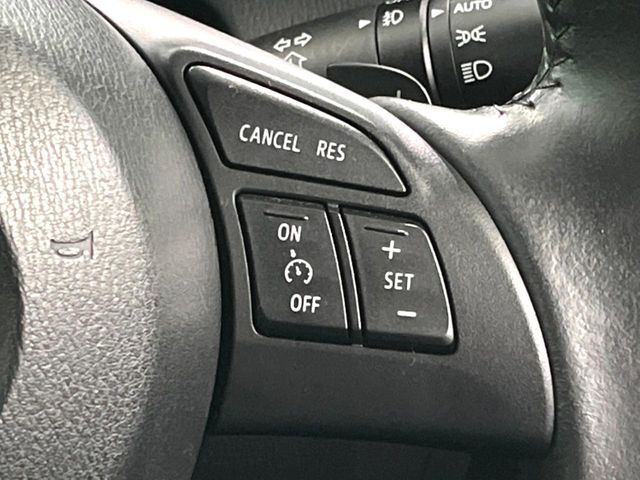 �y�N���[�Y�R���g���[���z�������H�����N���N���s�B�A�N�Z���𗣂��Ă���葬�x�ő��s���ł��A�������^�]���̕��S���y��!�����E�������ȒP�ȃX�C�b�`����Œ����ł��܂��B