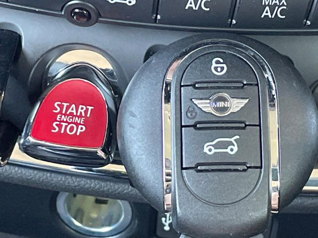 ���R���t�H�[�g�A�N�Z�X(�X�}�[�g�G���g���[�V�X�e��):�L�[���������Ă��邾���ŊJ���E�{������G���W���X�^�[�g�܂ő���\!