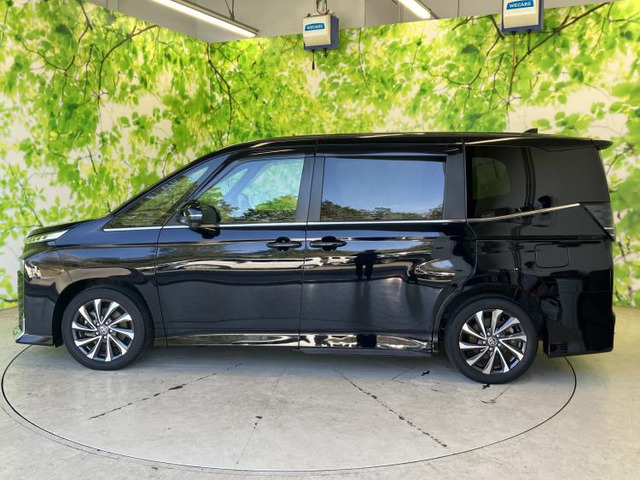 ヴォクシー1.8 ハイブリッド S-Z