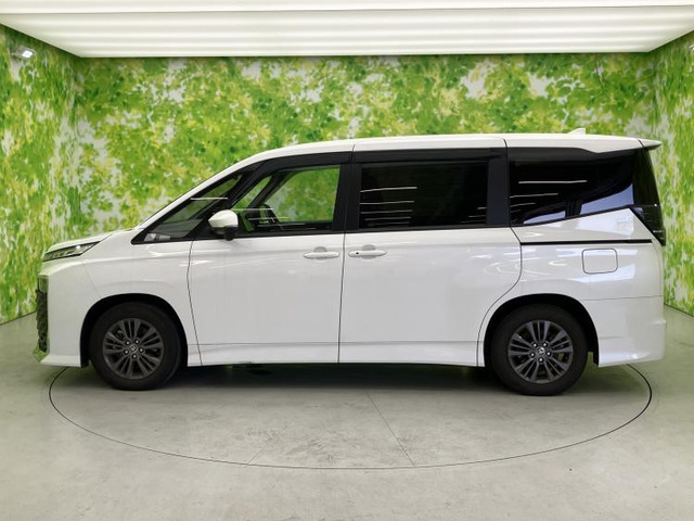 ヴォクシー1.8 ハイブリッド S-Z