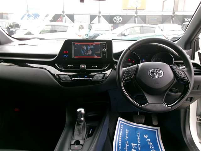 C-HRハイブリッド 1.8 S LED エディション