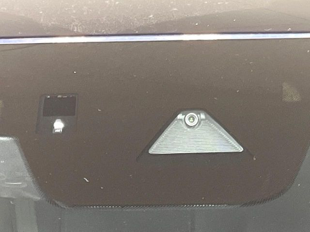 �y�X�}�[�g�V�e�B�u���[�L�T�|�[�g�z�ᑬ���s���ɑO���̎ԗ�����F�����A�Փ˂������Ȏ��͌x��ƃu���[�L�ŏՓˉ���Ɣ�Q�y�����A�V�X�g�B�����S�Ƀh���C�u�����y���݂��������܂��B