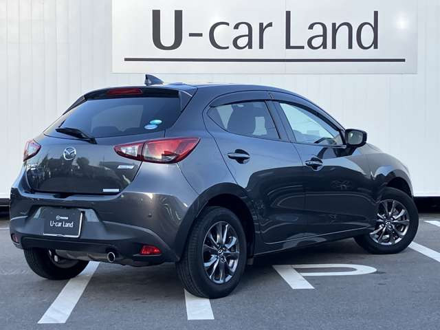 デミオ1.3 13S ツーリング Lパッケージ 4WD