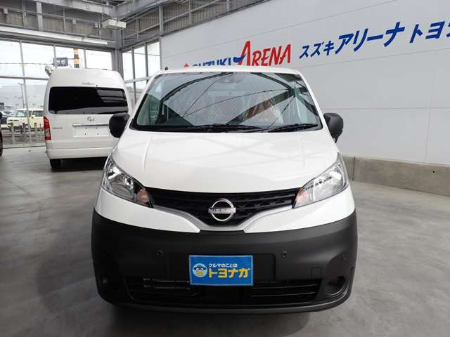 NV200バネットバン1.6 DX