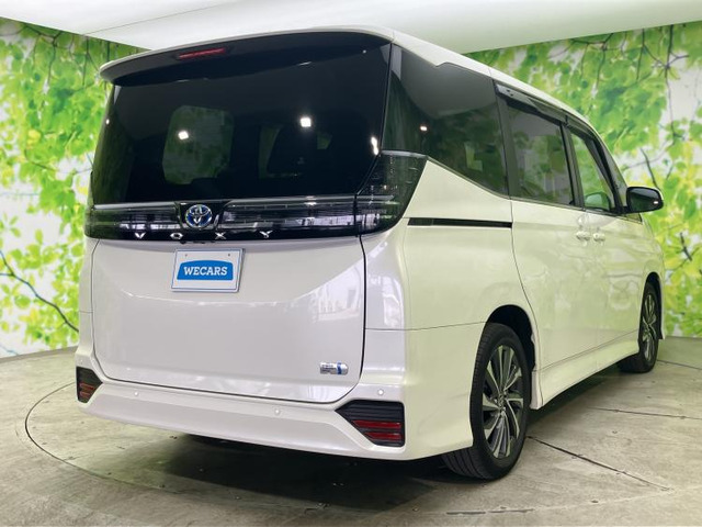 ヴォクシー1.8 ハイブリッド S-Z