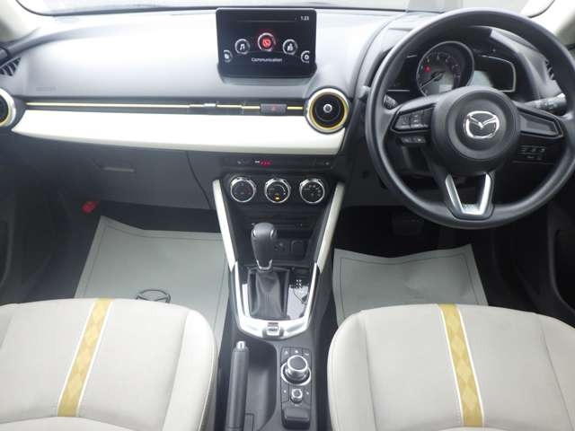 MAZDA21.5 15S サンリットシトラス