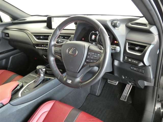 UX250h Fスポーツ