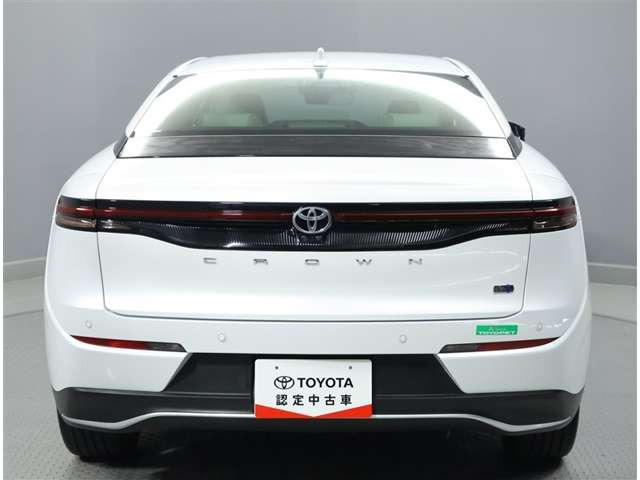 クラウンクロスオーバー2.5 G レザー パッケージ E-Four 4WD