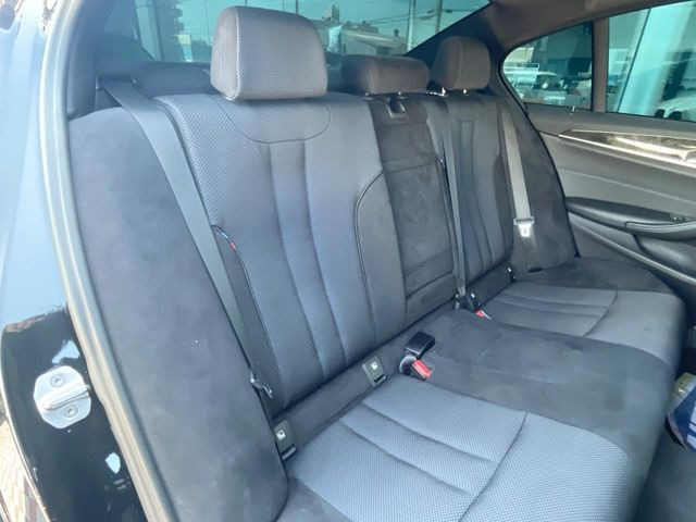 ���㕔���Ȃ��C�ɂȂ�悤�ȃL�Y�E�����ւ��蓙�A�傫�ȃ_���[�W�͂Ȃ��A�ǍD�ȏ�Ԃł��B