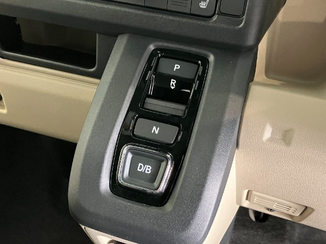 N-VAN e:e: ファン