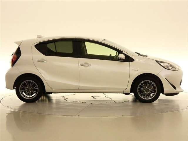 アクア1.5 S スタイルブラック