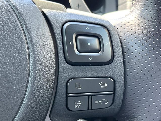 �y�g���^�Z�[�t�e�B�V�X�e���v���X�z���s���ɑO���̎ԗ�����F�����A�Փ˂������Ȏ��͌x��ƃu���[�L�ŏՓˉ���Ɣ�Q�y�����A�V�X�g�B�����S�Ƀh���C�u�����y���݂��������܂��B