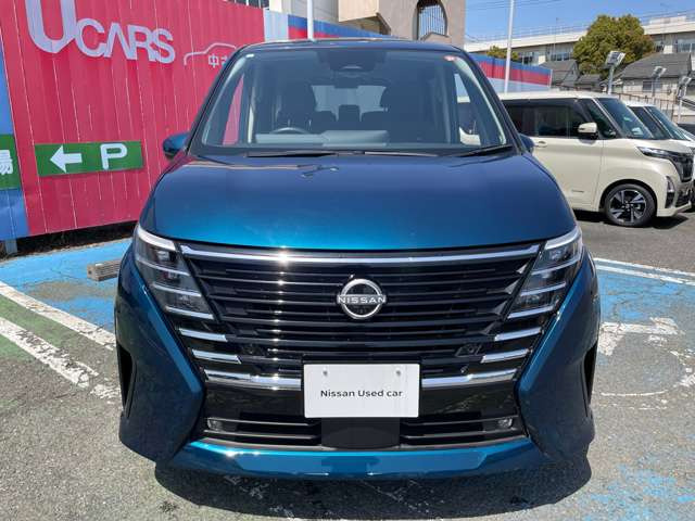 セレナ1.4 e-POWER ハイウェイスターV