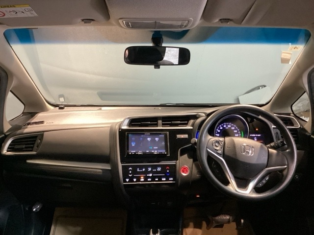 フィット1.5 ハイブリッド F