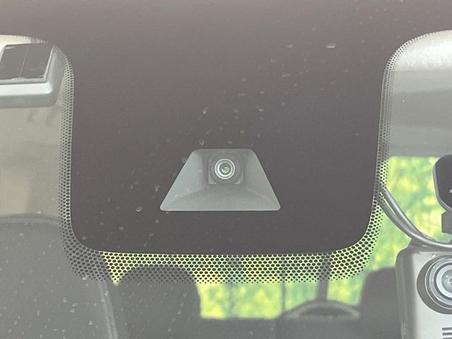 �y�O�He-Assist�z���s���ɑO���̎ԗ�����F�����A�Փ˂������Ȏ��͌x��ƃu���[�L�ŏՓˉ���Ɣ�Q�y�����A�V�X�g�B�����S�Ƀh���C�u�����y���݂��������܂��B