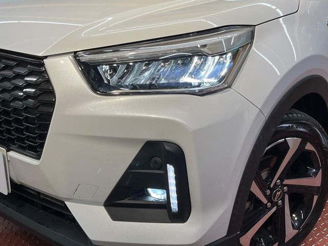 �yLED�w�b�h���C�g�z���V����ԑ��s�����ǍD�Ȏ��E���m�ۂ����S���ĉ^�]�ł��鍂�P�xLED�w�b�h���C�g�𑕔�!�_�����x�������A����d�͂��}�����Ă��܂��B