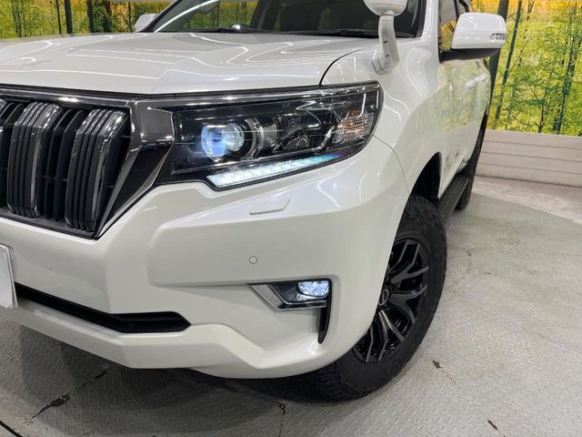 �yLED�w�b�h���C�g�z���V����ԑ��s�����ǍD�Ȏ��E���m�ۂ����S���ĉ^�]�ł��鍂�P�xLED�w�b�h���C�g�𑕔�!�_�����x�������A����d�͂��}�����Ă��܂��B