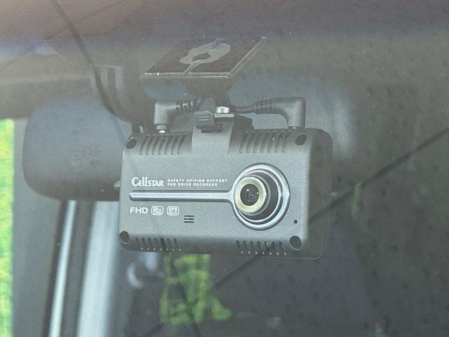 �y�h���C�u���R�[�_�[�z�h���C�u���R�[�_�[����!���s���͂������A������^�]�⎖�̂ɑ��������ہA�f���ŋL�^���A����̃��X�N�ɔ����܂��B���L�^�pSD�J�[�h�͂��q�l�����g�ł��������������K�v������܂��B