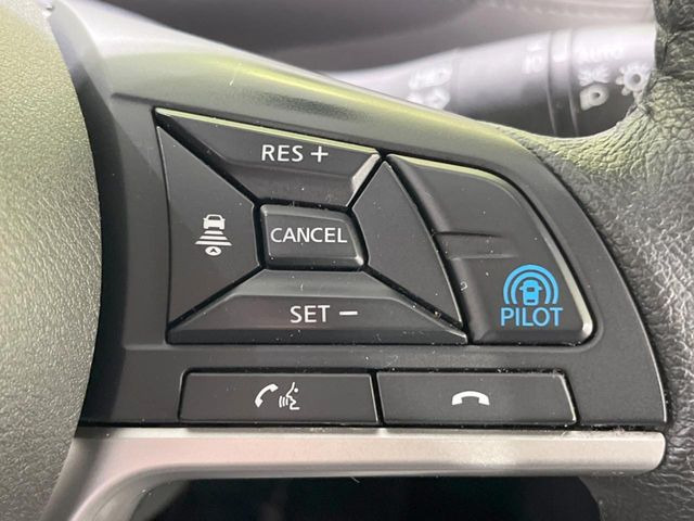 �y�v���p�C���b�g�z�������H�ł̒��������s���y��!!�a�؎��Ə��񑖍s�̃V�[���ŁA�A�N�Z���E�u���[�L�E�X�e�A�����O�������Ő��䂵�A�������^�]�̕��S���y�����Ă���܂���