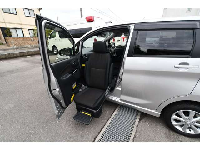 デイズハイウェイスターX アンシャンテ 助手席スライドアップシート